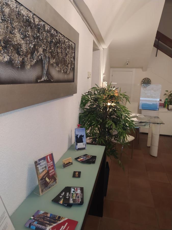 Hostal Cuzco ตรูคีโย ภายนอก รูปภาพ