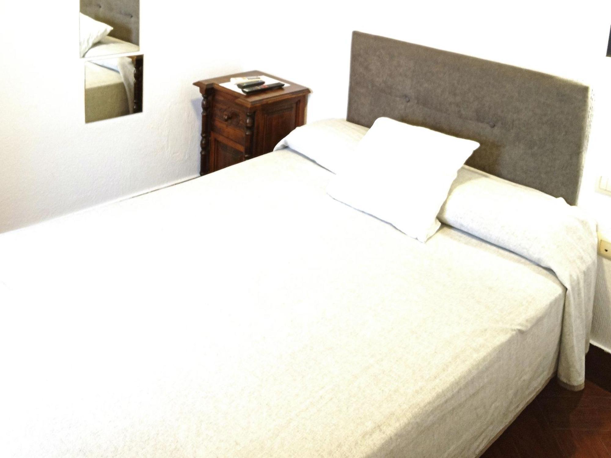 Hostal Cuzco ตรูคีโย ภายนอก รูปภาพ