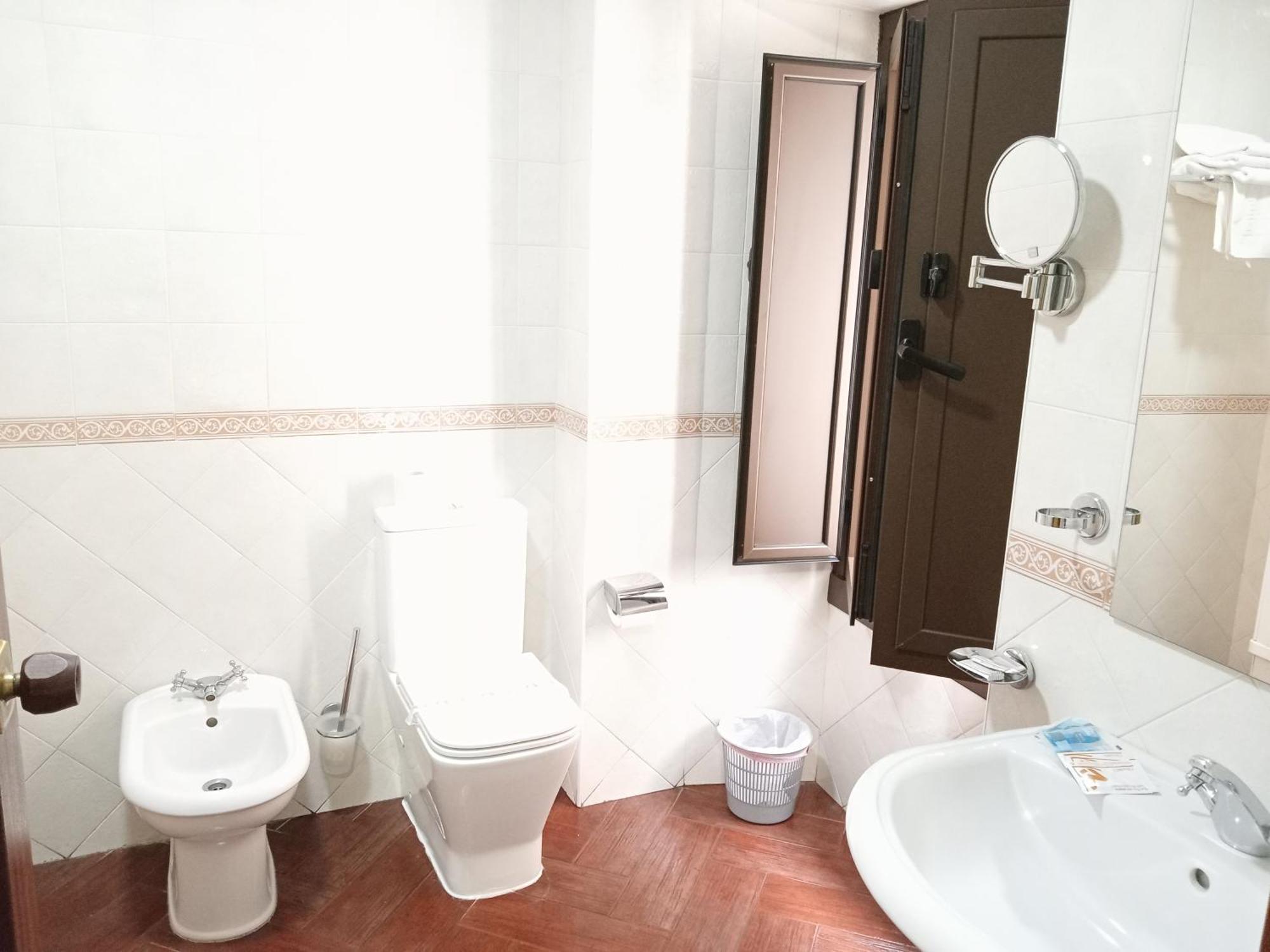 Hostal Cuzco ตรูคีโย ภายนอก รูปภาพ